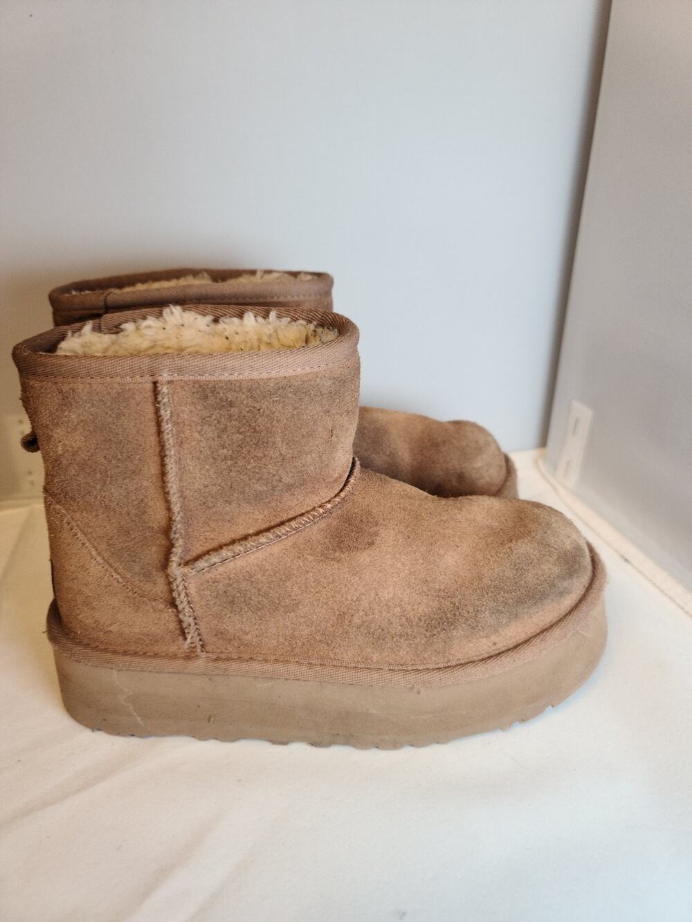 UGG Classic Ultra Mini Platform Chestnut Suede kids 1